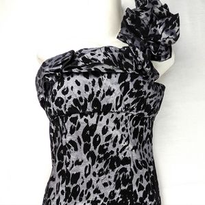 Snap women's evening dress Size Medium